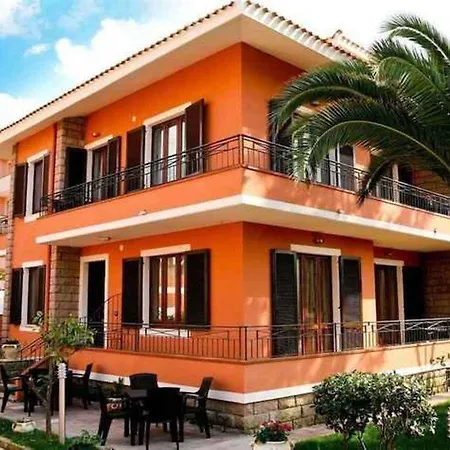 Marogna Couette-café 3*