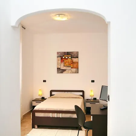 Marogna Bed & Breakfast 3*