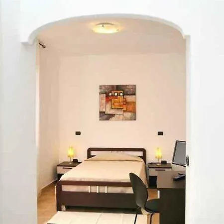 Marogna Bed & Breakfast 3*